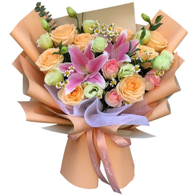 柳州11朵玫瑰桔梗百合，陪你每个季节